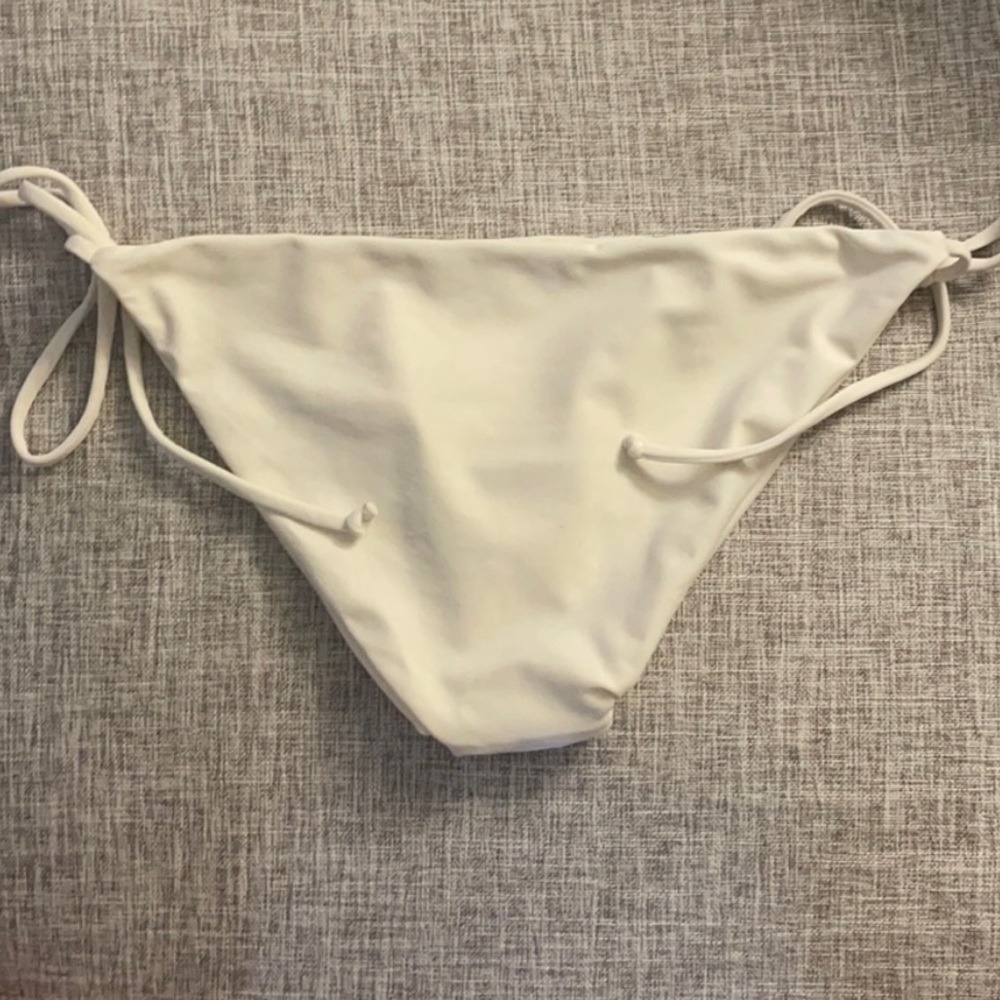 Mikoh Bathing Suit - image 6